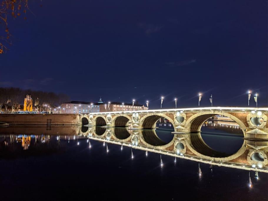 Etape Urbaine - Toulouse Centre - Parking Inclusアパートメント エクステリア 写真